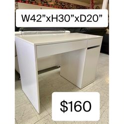 White Desk