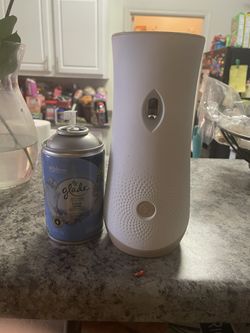 Glade automatic Aroma Diffuser