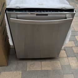 GE Profile Dishwasher 
