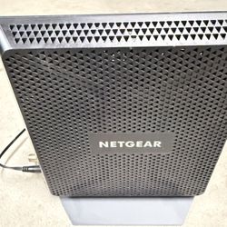 Netgear WiFi Modem Router  C6900