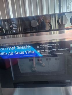 Samsung 5burner/Oven  Slide inn Stove
