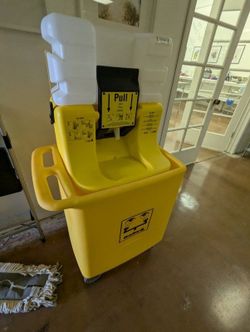Bradley Portable Emergency Eyewash Station