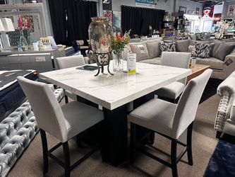Elegant marble dining table set! 🏠🚨 Easy Financing!