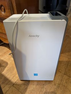 Aeocky dehumidifier