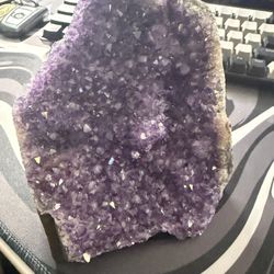 Amethyst Geode Thing