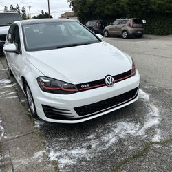 2016 Volkswagen Golf