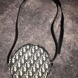 Dior Yoyo Zipped Messenger Bag