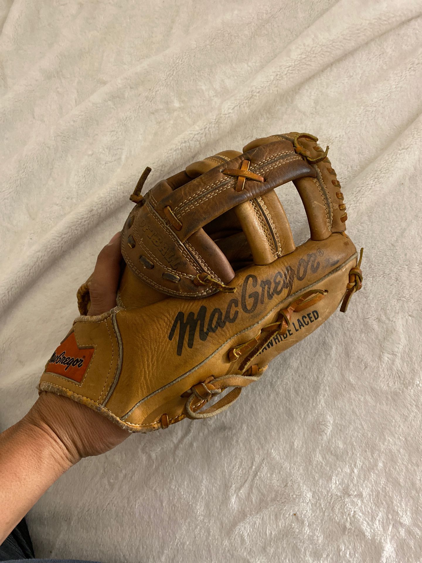 14 inch slow pitch softball glove