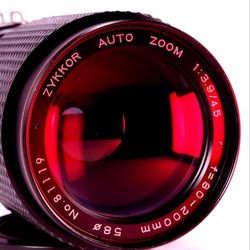 ZYKKOR 80-200mm f/3.9 Auto Zoom Lens (For Nikon F Mount)