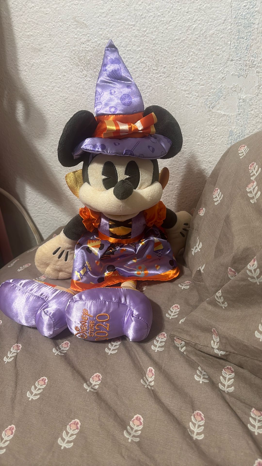 Halloween Minnie