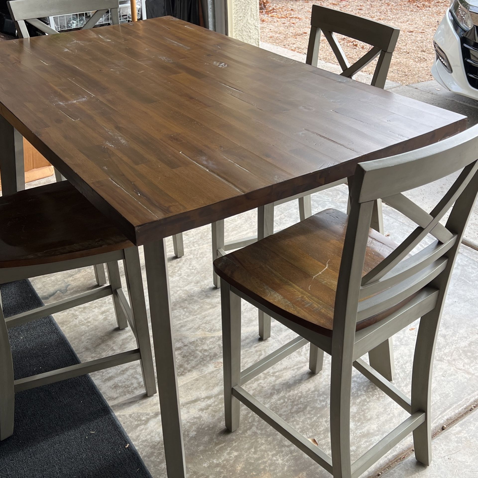 Dining Room Table And Chairs