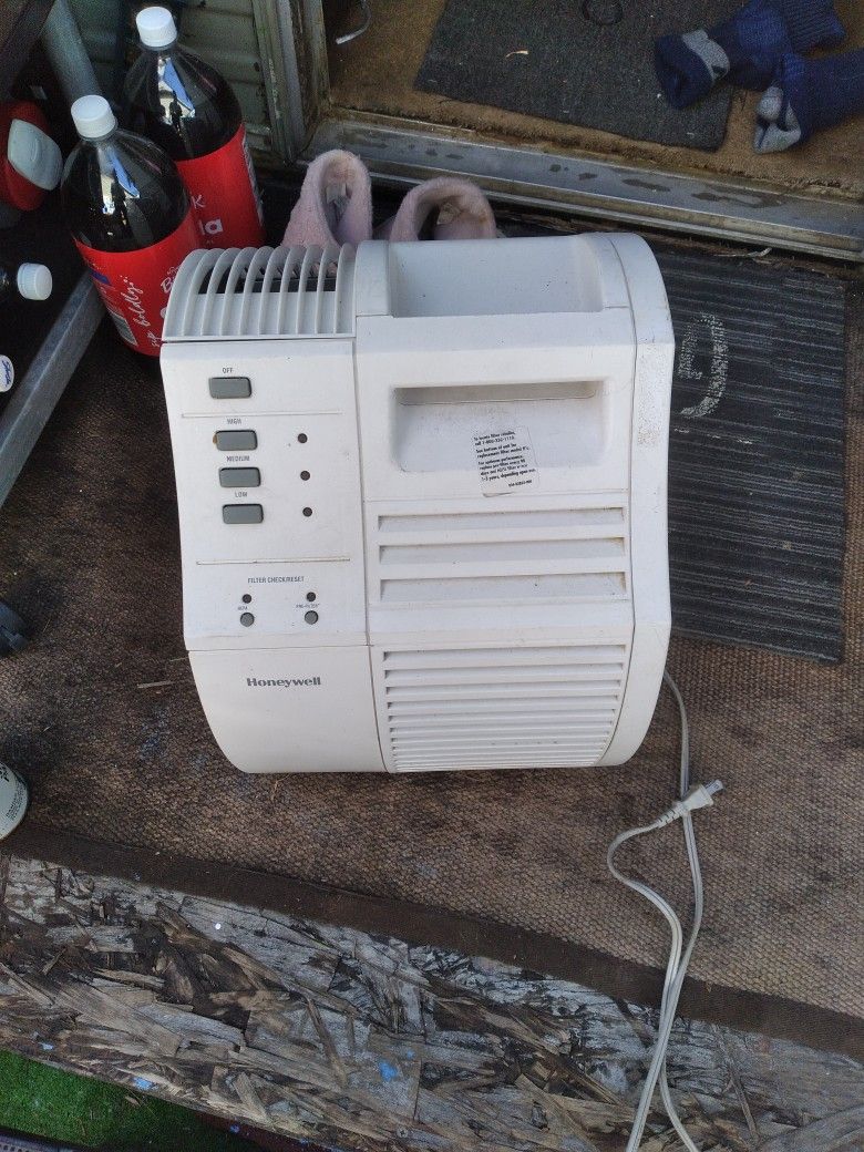 Honeywell HEPA Air Cleaner