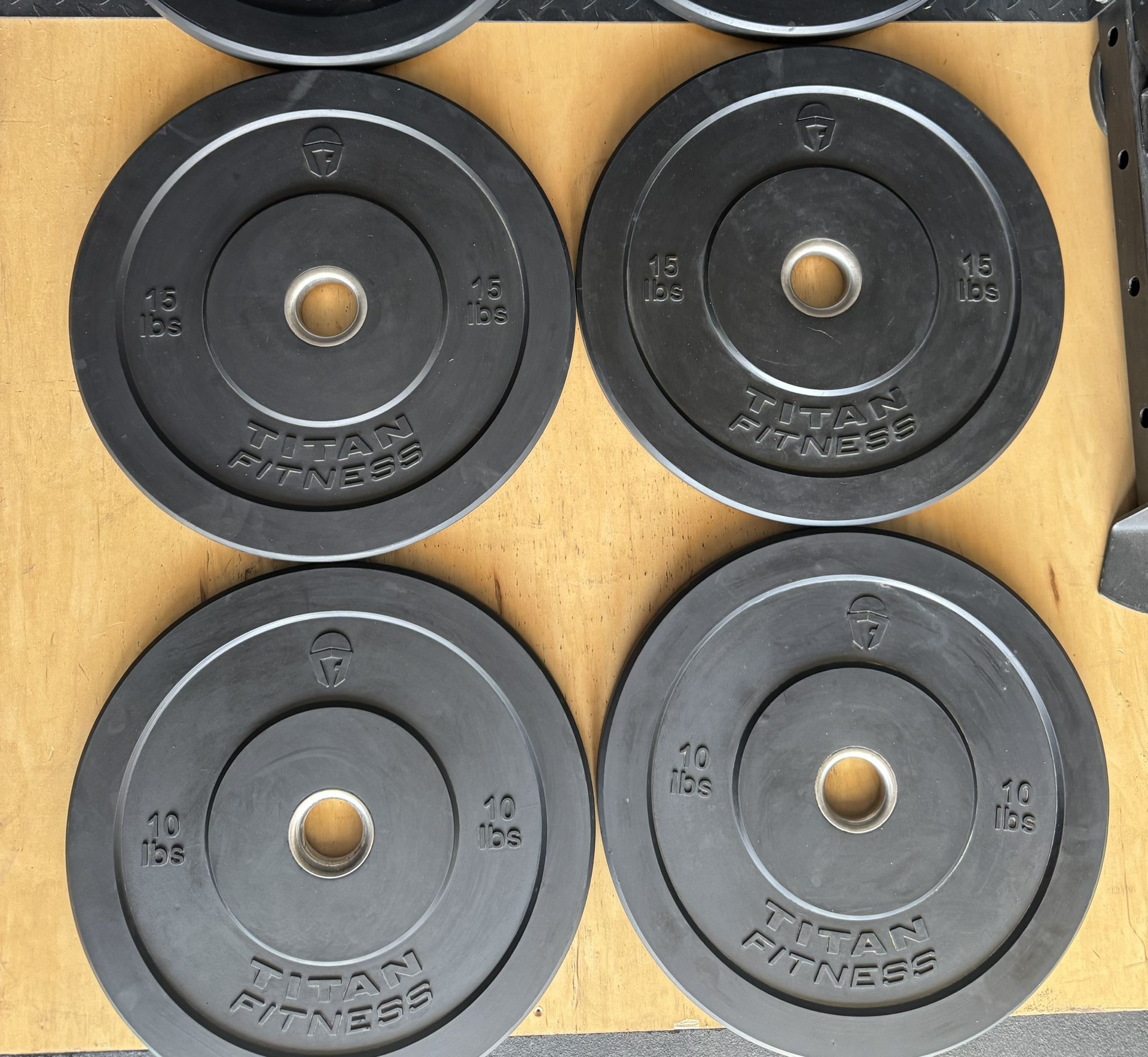 TITAN FITNESS Bumper Plates