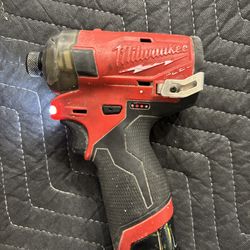 Milwaukee M12 Surge Driver Fuel - Tool Only