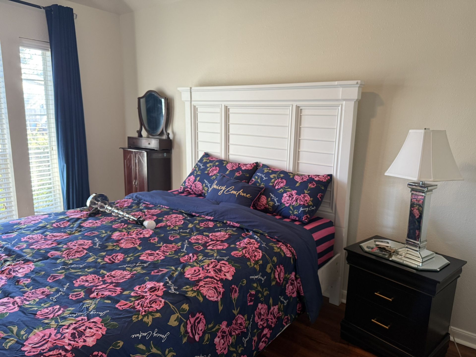 White Head Board And Foot Board Box Spring