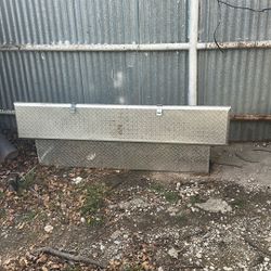Toolbox for truck 