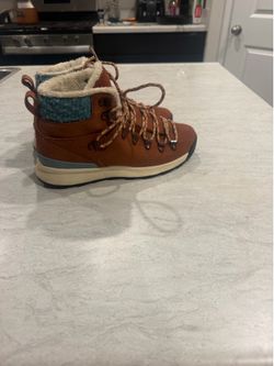 Nike Astoria size7