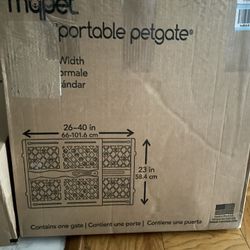 Portable pet gates