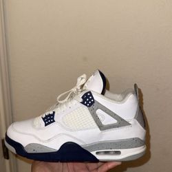 Jordan 4 Midnight Blue