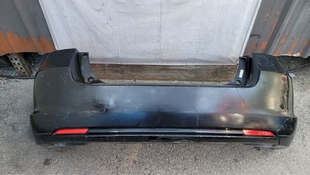2010-2011 Honda Insight Rear Bumper Used