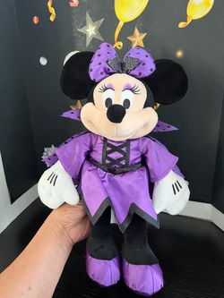DISNEY HALLOWEEN MINNIE DRESSED AS A BAMPIRE IN HER SILKY PURPLE OUTFIT - 14 INCH