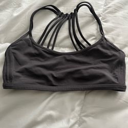 Lulu lemon sports bras (2)