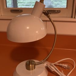 Fancy Modern Vintage White Desk Lamp