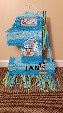 Hand Made Piñatas/ Piñatas Caseras