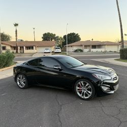 2013 Hyundai Genesis 