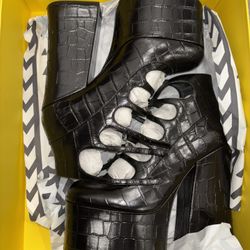 Marc Jacob’s Kiki Ankle Boots