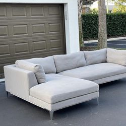 Sofa/Couch Sectional - Gray - Fabric - Delivery Available 🚛