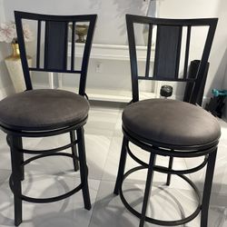  Bar Stools Set (Moving Out Sale)