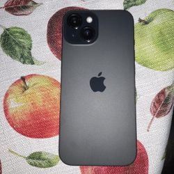 iPhone 15 