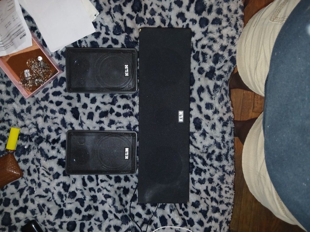 KLM Dolby Pro Logic Speakers