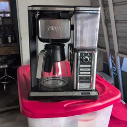 Ninja Coffee Bar Brewer 