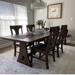 7’ Brinley Dining Table 