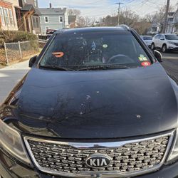 2014 kia sorrento For Part Or Fix 