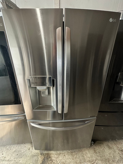 LG FrenchDoor Refrigerator Stainless IceMaker
