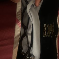 Burberry Glasses With case : Real 