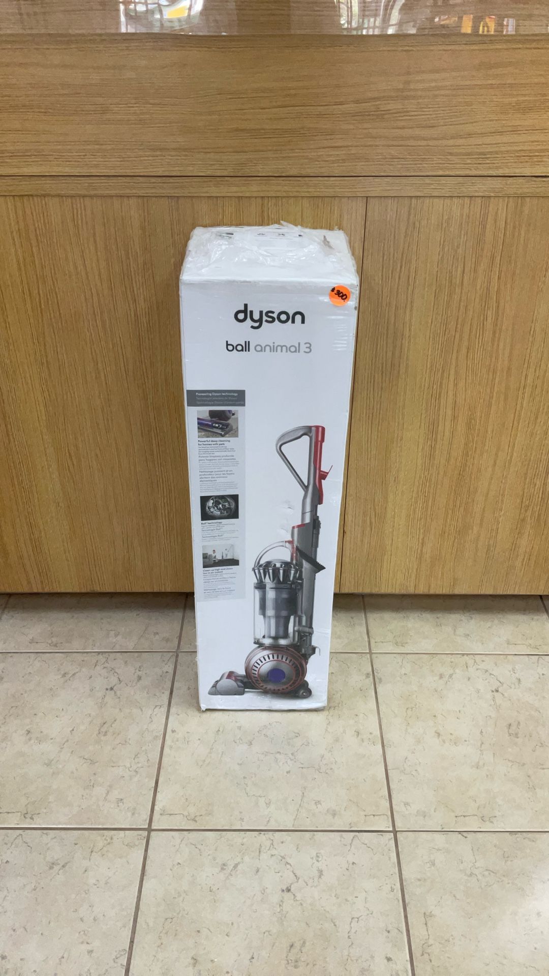 DYSON BALL ANIMAL 3 VACUUM CLEANER.
