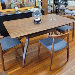 Noble House Mid Century Modern Dining Set