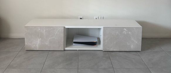 Tv stand. MUST PICK UP