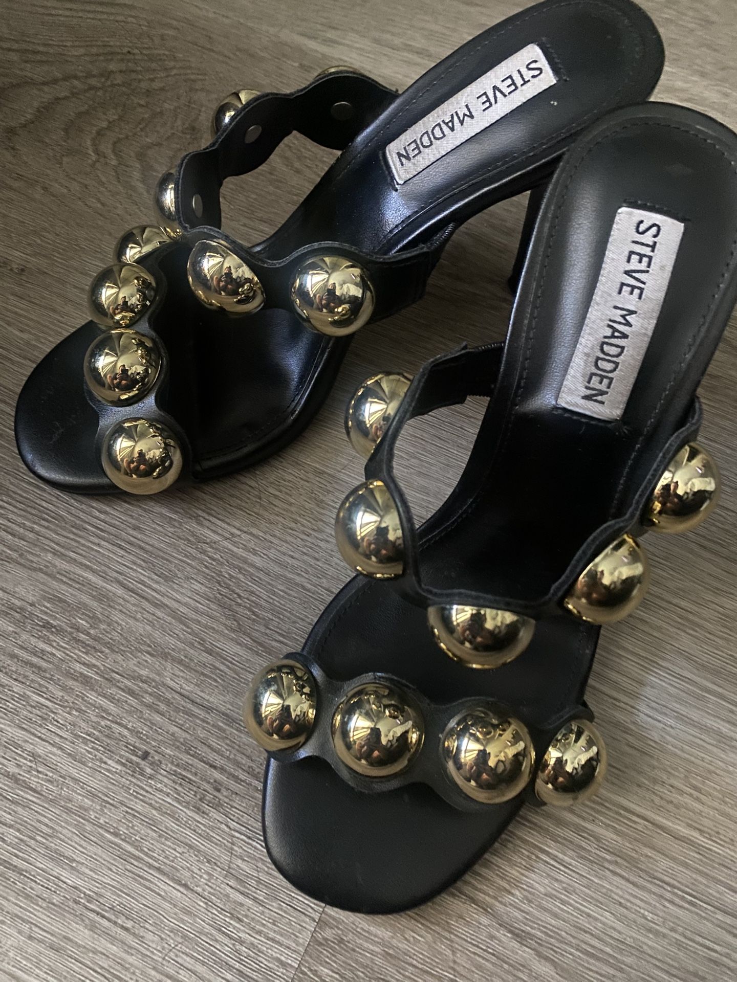 Steve Madden Heels (Gold / Black)