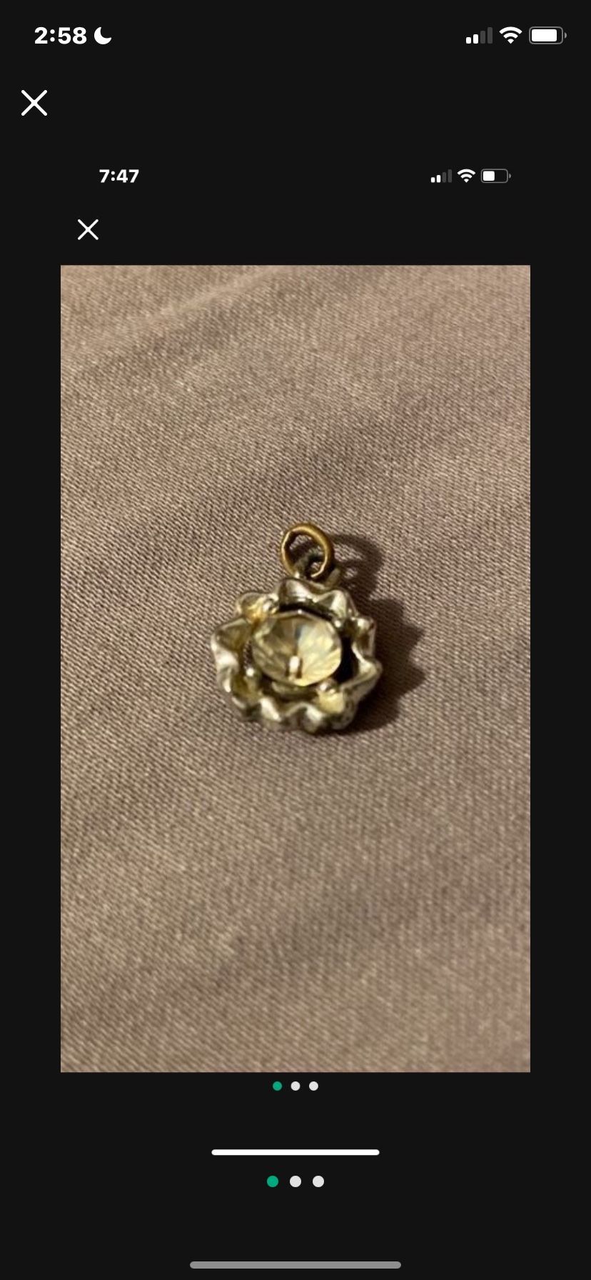 Costume White Gold And Diamond Pendant