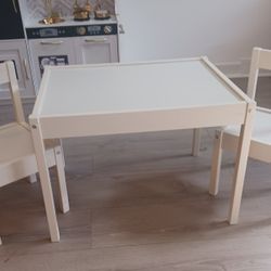 Set: 1 Table And 2 Chairs For Children's