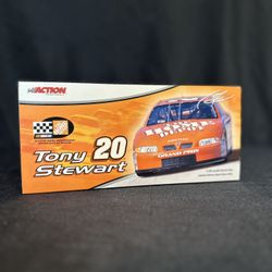 Tony Stewart #20 ACTION 1:24 Scale Stock Car