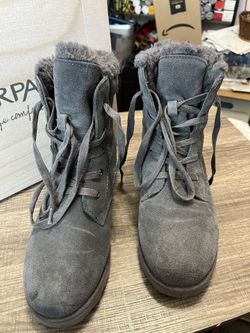 Bear paw Phoebe Charcoal Boots Size 8
