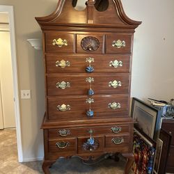 Henkel Harris Solid Cherry Bedroom Set