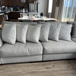 Ashley Furniture Brand New 20x20 Couch Pillows