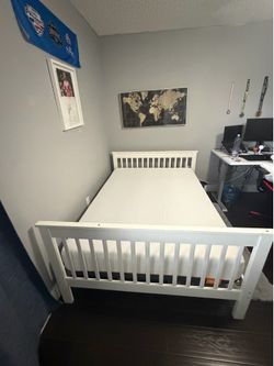 Full bed with mattress